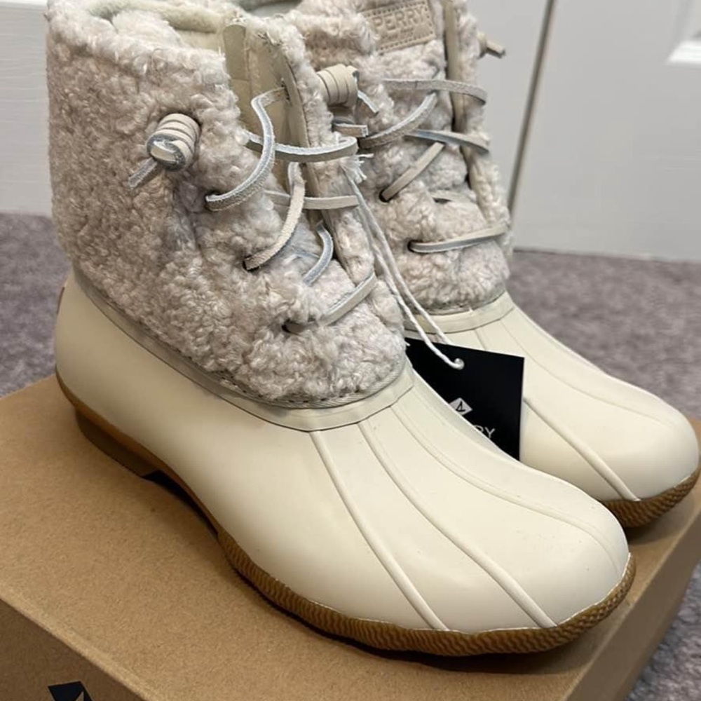 Sperry Women's Ivory Duck Boots